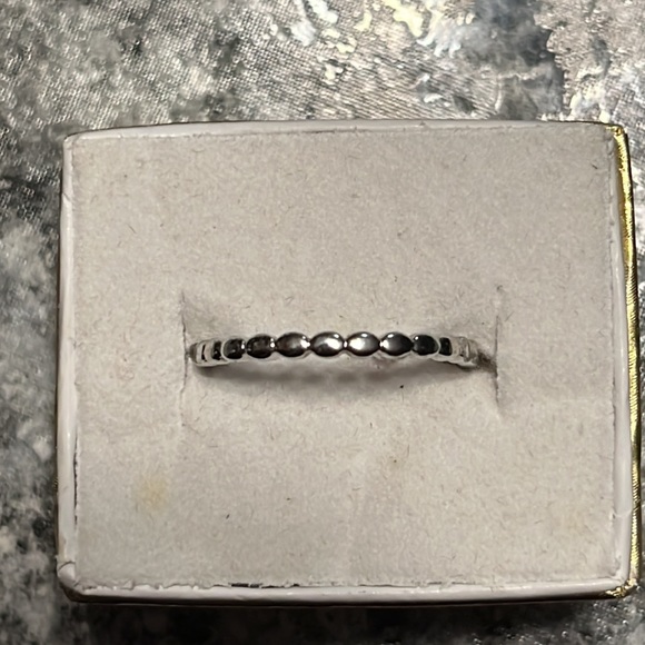 RBP2283 Unicorn- Farmhouse Brush Morganite on Rhodium Plate Bands Size 8 - Picture 5 of 9